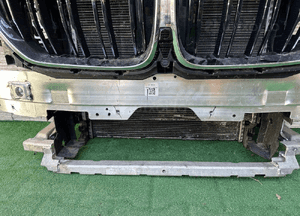 Pas przedni wzmocnienie belka chłodnice wentylator bmw X5M F95 4