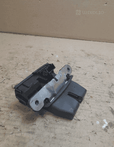Ford fiesta MK7 lift zamek klapy bagażnika D3D0B 4