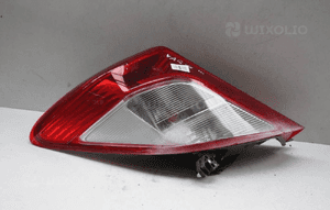 Lampa lewa tylna lewy tył TOYOTA YARIS III 2011-2014 1