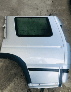 Błotnik tylny tył lewy Land Rover Discovery 2 II 1