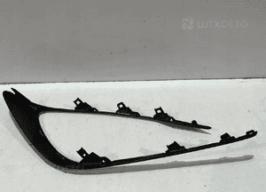 TOYOTA AURIS 15-18 Ramka halogenu Prawa - 16326 4