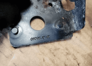 Zapinka pasa tył tylna Peugeot 308 T7 5