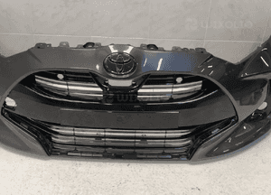 Toyota yaris 4 iv XP21 20- zderzak przód przedni 4XPDC grill atrapa chłodnicy kratki oryginał 6