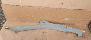 Osłona poszycie słupka prawy przód Audi A8 D3 4E0867234C 4E0867234 4