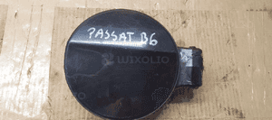 Klapka wlewu paliwa VW Passat B6 3C9809857 1