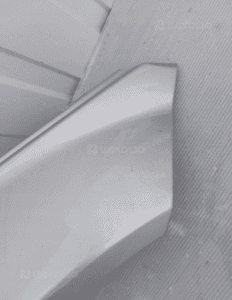 Błotnik prawy przód mercedes W204 lift 8