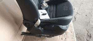 Fotel pasażera prawy przód przedni Renault Laguna III 8