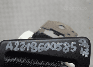 PAS BEZPIECZEŃSTWA ŚRODKOWY TYLNY MERCEDES S W221 A2218600585 2