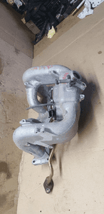 Kolektor ssący Suzuki Liana 1.6 16V E1T26571A 3