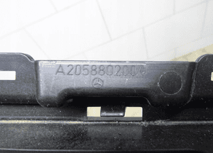 Mercedes c klasa W205 amg atrapa grill A2058802004 a2058800507 8
