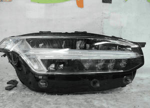 Volvo XC90 ii full led lampa przednia prawa 3