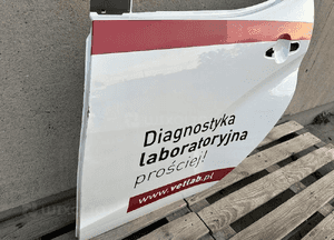 Drzwi tyl tylne lewe toyota yaris iv 4 2020- bardzo ladne 3