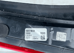 Volvo V60 lampa prawa tył tylna 31395929 8