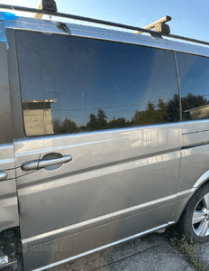 mercedes VITO VIANO 639 drzwi lewe   ocynk suwane szyba srebrne lakier 9723