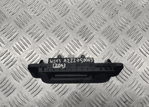 Mercedes W213 klamka stycznik otwieranie klapy bagażnika A2227500493 2