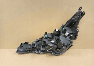 LAMPA PRAWA PRAWY FULL LED TOYOTA COROLLA E21 HB KOMBI 19- 2