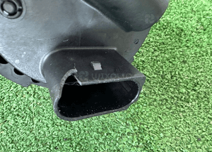 Pompa pompka wody bmw G60 G70 G05 G09 9455035 4