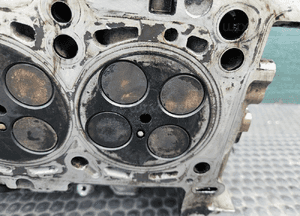 Głowica 0593S 0594S Lewa Prawa Wałki Zawory Pokrywa 2.7 3.0 TDI V6 Audi A4 B8 A5 A6 Q5 VW 12