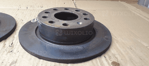 Tarcze hamulcowe tył tylne VW Golf V Plus 4