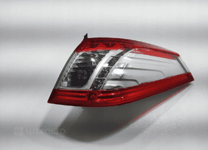 Lampa prawa tył tylna błotnika peugeot 508 i sw kombi 2010-2014 2