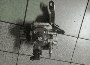 pompa wtryskowa citroen peugeot 1.6 ehdi 0445010516 1