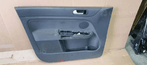 Boczek drzwi tapicerka lewy przód przednia lewa VW Golf V Plus 5