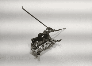 ZAMEK DRZWI LEWY PRZÓD PRZEDNI BMW 7 E23 1363595 1977-1986 2