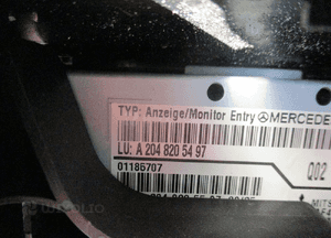 Wyświetlacz navi schowek mercedes W204 A2048205497 4