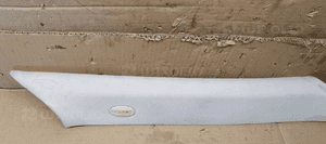 Osłona poszycie słupka prawy przód Range Rover Vogue L322 8268848 2