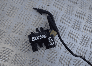 Zawór podciśnienia vw audi seat skoda 8K0906627 radom 1