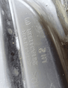 Kratka zderzaka lewa megane iii lift 261A32193R 8