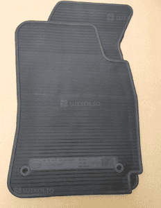 Dywaniki gumowe Audi A4 8D1061501B przód 4