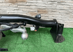 HAK HOLOWNICZY BMW X1 U11 ELEKTRYCZNY Z MODUŁEM 5A63E20 2