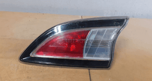 Lampa tył tylna prawa w klape mazda 3 1