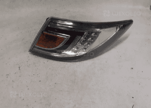 Tyl tylna lampa prawa mazda M6 gh srebrna sedan 1