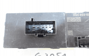 VW PASSAT B8 2014- MODUŁ STERWONIK KLAPY ELEKTRYCZNEJ 5Q0959107Q 2