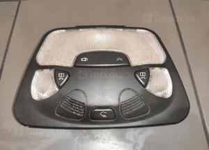 Mercedes clk W209 lampka oświetlenie wewnętrzne kabiny ładny stan 5