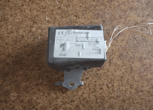 MODUŁ PRZEKAŹNIK TOYOTA YARIS III 89741-0D090 1