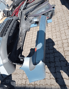 zderzak tył laguna 2 kombi 1