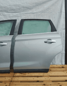 Drzwi tył tylne lewe ford kuga MK1 2