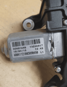 SILNICZEK WYCIERACZKI TYLNEJ OPEL ASTRA J nr 13256917 3