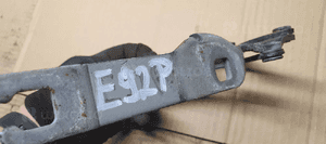 Zawias maski prawy przód BMW 3 E90 E91 E92 7115264 7