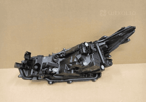 Lampa prawa prawy full led toyota corolla E21 sedan 19- 2