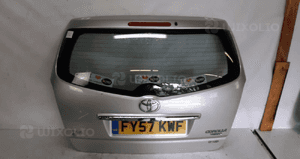 Klapa tył tylna bagażnika do toyota corolla verso 1E7 srebrny 1