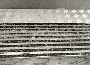 Bmw E60 E61 E64 chłodnica powietrza intercooler 7791909 5