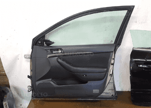 Drzwi przód przednie prawe toyota avensis T25 złota 4Q9 6
