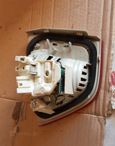 lampa klapy bmw e 90 7154161 2