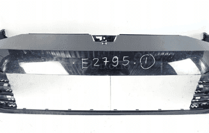 Zderzak przód przedni volkswagen golf viii 2020- 5H0807221F 4