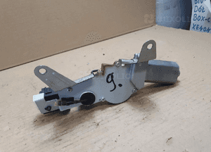 SILNICZEK WYCIERACZEK TYŁ CHEVROLET KALOS / AVEO 1