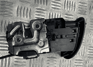 Bmw F34 zamek kanapy prawy tył 7324072 2